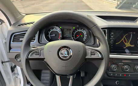 Skoda Kamiq I, 2022 год, 1 235 100 рублей, 8 фотография