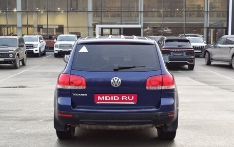 Volkswagen Touareg III, 2005 год, 737 000 рублей, 9 фотография