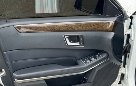 Mercedes-Benz E-Класс, 2013 год, 2 100 000 рублей, 6 фотография