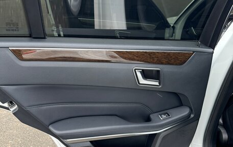 Mercedes-Benz E-Класс, 2013 год, 2 100 000 рублей, 7 фотография