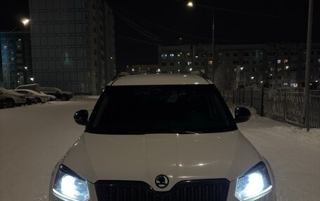 Skoda Yeti I рестайлинг, 2015 год, 1 600 000 рублей, 2 фотография