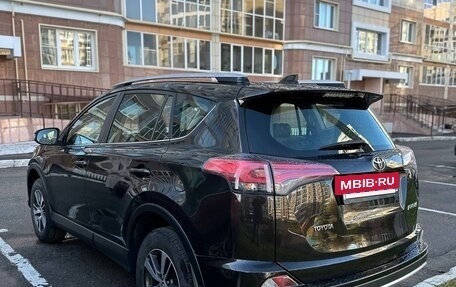 Toyota RAV4, 2016 год, 1 950 000 рублей, 3 фотография