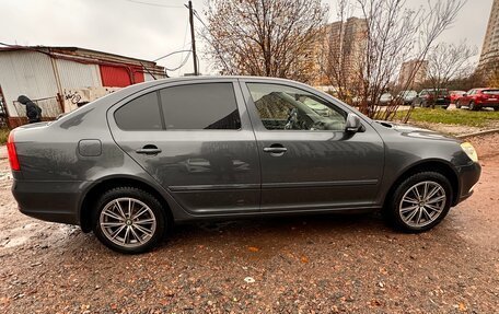 Skoda Octavia, 2011 год, 890 000 рублей, 2 фотография