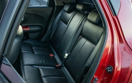 Nissan Juke II, 2011 год, 900 000 рублей, 10 фотография