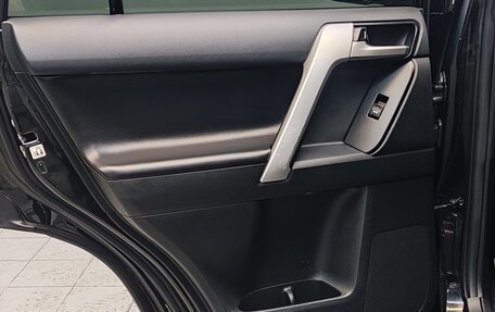 Toyota Land Cruiser Prado 150 рестайлинг 2, 2021 год, 6 990 000 рублей, 20 фотография