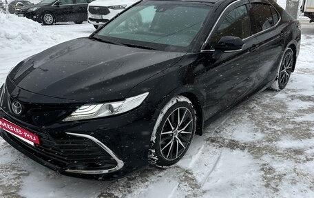 Toyota Camry, 2021 год, 4 050 000 рублей, 2 фотография