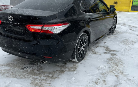 Toyota Camry, 2021 год, 4 050 000 рублей, 8 фотография