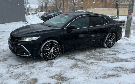Toyota Camry, 2021 год, 4 050 000 рублей, 10 фотография