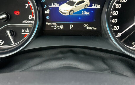 Toyota Camry, 2021 год, 4 050 000 рублей, 17 фотография