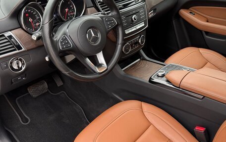 Mercedes-Benz GLS, 2018 год, 5 800 000 рублей, 16 фотография