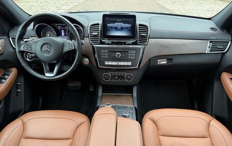 Mercedes-Benz GLS, 2018 год, 5 800 000 рублей, 26 фотография