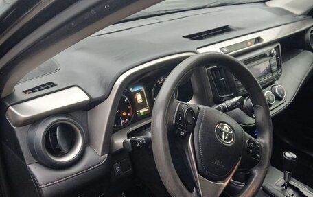 Toyota RAV4, 2016 год, 1 890 000 рублей, 5 фотография