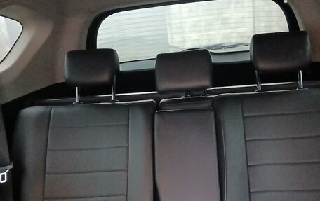 Toyota RAV4, 2016 год, 1 890 000 рублей, 8 фотография