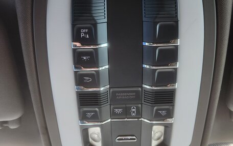 Porsche Cayenne III, 2011 год, 2 850 000 рублей, 9 фотография