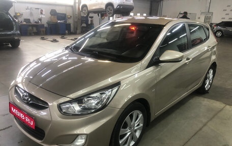 Hyundai Solaris II рестайлинг, 2011 год, 779 000 рублей, 1 фотография