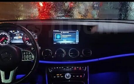 Mercedes-Benz E-Класс, 2019 год, 3 650 000 рублей, 6 фотография