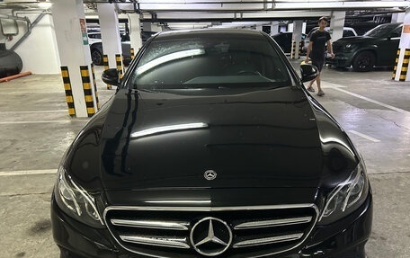 Mercedes-Benz E-Класс, 2019 год, 3 650 000 рублей, 12 фотография