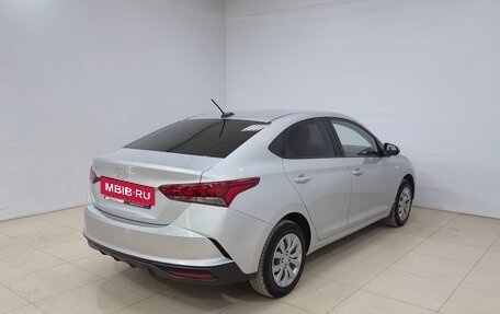 Hyundai Solaris II рестайлинг, 2021 год, 1 390 000 рублей, 4 фотография