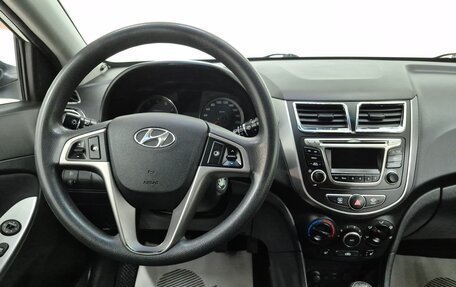 Hyundai Solaris II рестайлинг, 2015 год, 775 000 рублей, 11 фотография