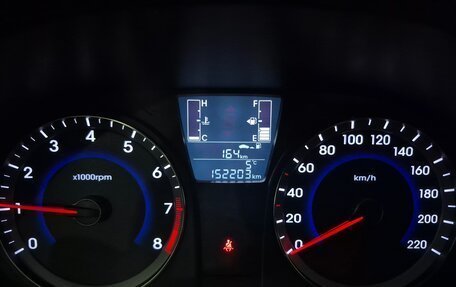 Hyundai Solaris II рестайлинг, 2015 год, 775 000 рублей, 16 фотография