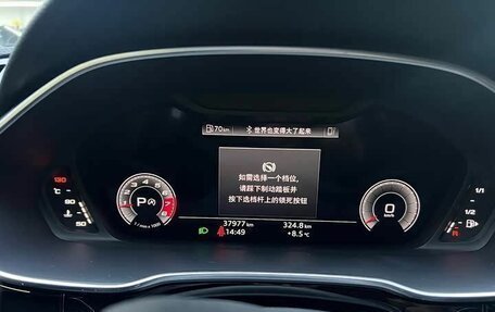 Audi Q3, 2022 год, 2 200 000 рублей, 7 фотография