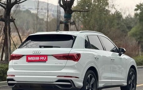 Audi Q3, 2022 год, 2 200 000 рублей, 3 фотография