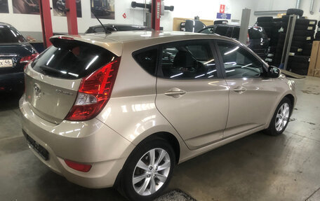 Hyundai Solaris II рестайлинг, 2011 год, 779 000 рублей, 5 фотография