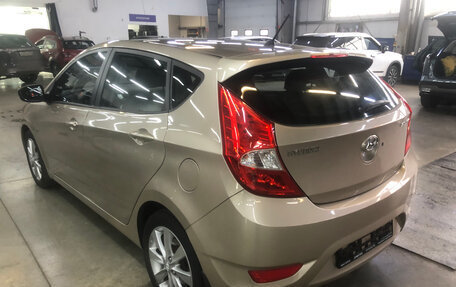 Hyundai Solaris II рестайлинг, 2011 год, 779 000 рублей, 3 фотография