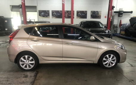 Hyundai Solaris II рестайлинг, 2011 год, 779 000 рублей, 6 фотография