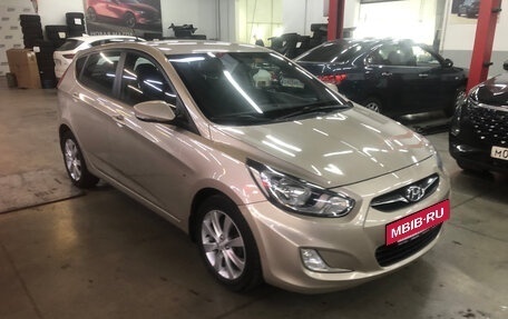 Hyundai Solaris II рестайлинг, 2011 год, 779 000 рублей, 7 фотография