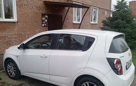 Chevrolet Aveo III, 2012 год, 650 000 рублей, 3 фотография