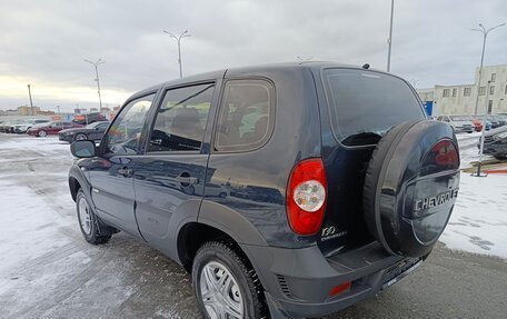 Chevrolet Niva I рестайлинг, 2011 год, 449 995 рублей, 5 фотография