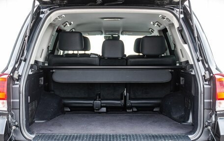 Toyota Land Cruiser 200, 2017 год, 5 600 000 рублей, 9 фотография