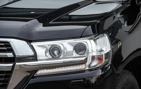 Toyota Land Cruiser 200, 2017 год, 5 600 000 рублей, 8 фотография