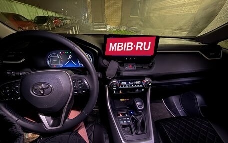 Toyota RAV4, 2023 год, 4 610 000 рублей, 12 фотография