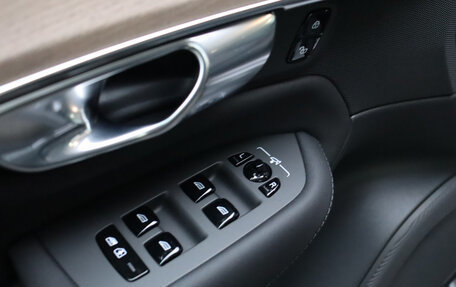 Volvo XC90 II рестайлинг, 2025 год, 10 900 000 рублей, 20 фотография