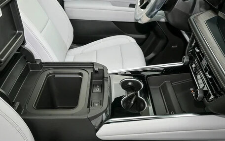 Chevrolet Tahoe IV, 2025 год, 13 780 000 рублей, 16 фотография