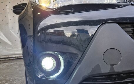 Toyota RAV4, 2015 год, 2 300 000 рублей, 9 фотография