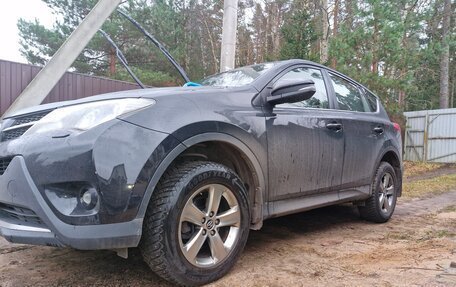 Toyota RAV4, 2015 год, 2 300 000 рублей, 19 фотография