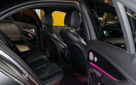 Mercedes-Benz E-Класс, 2022 год, 5 450 000 рублей, 17 фотография