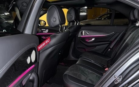 Mercedes-Benz E-Класс, 2022 год, 5 450 000 рублей, 20 фотография