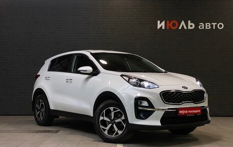 KIA Sportage IV рестайлинг, 2020 год, 2 199 000 рублей, 3 фотография