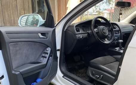 Audi A4, 2012 год, 995 000 рублей, 4 фотография