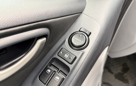 Hyundai H-1 II рестайлинг, 2011 год, 1 495 000 рублей, 11 фотография