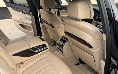 BMW 7 серия, 2018 год, 5 200 000 рублей, 15 фотография