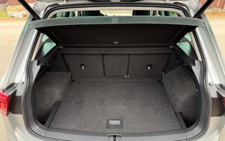 Volkswagen Tiguan II, 2018 год, 1 999 999 рублей, 14 фотография