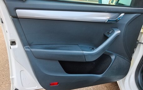 Skoda Octavia, 2014 год, 900 000 рублей, 14 фотография