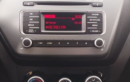 KIA Rio III рестайлинг, 2015 год, 950 000 рублей, 12 фотография