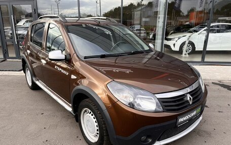 Renault Sandero I, 2014 год, 710 000 рублей, 3 фотография