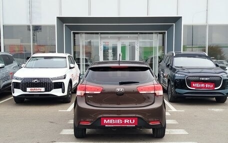 KIA Rio III рестайлинг, 2015 год, 950 000 рублей, 6 фотография